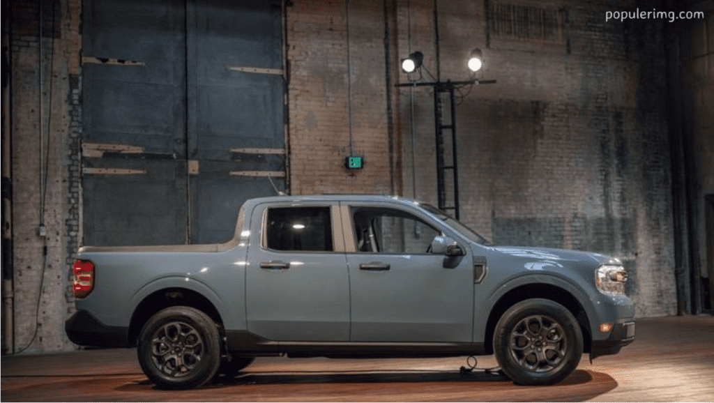 City-Savvy Spirit Unleashed: Images Showcasing The Smart And Nimble 2022 Ford Maverick